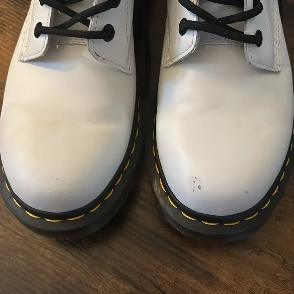 Dr. Martens 1460 Boots in White Size 9 / Exellent
